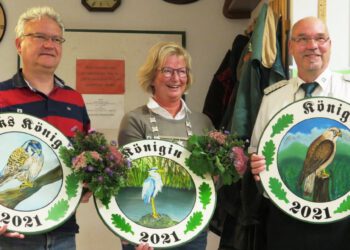 Amplebener Königshaus 2021: Gabriele Vahldiek,    Lutz Strobach und Axel Kleeberg